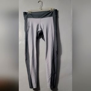 Under Armour leggings  Large